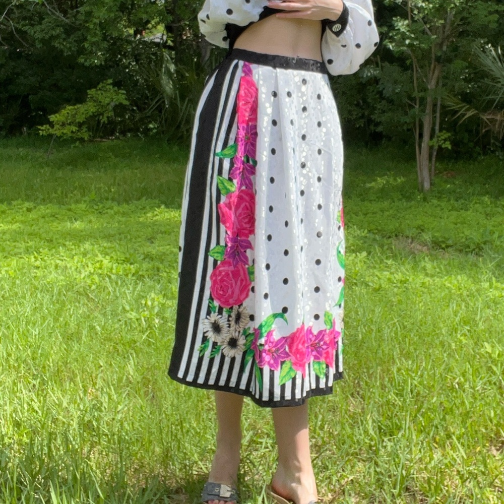 Vintage 80’s Satin Set - Picture 7 of 9